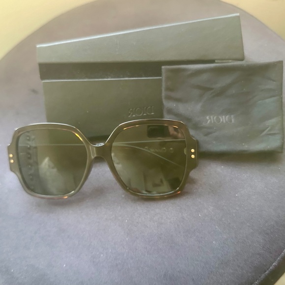 Dior Lady Studs 5 Sunglasses - Picture 1 of 6